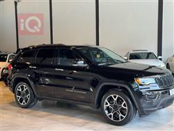 جیپ گراند شیرۆکی